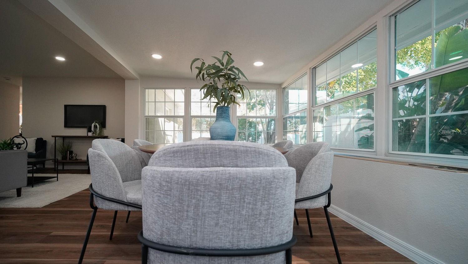 Image 17 of 84 For 110 92nd Avenue Ne