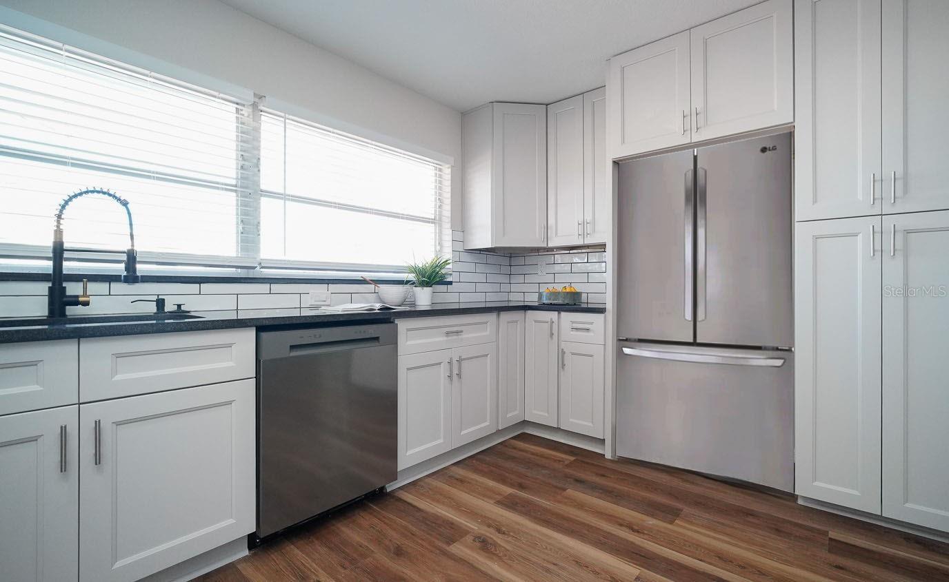 Image 29 of 84 For 110 92nd Avenue Ne