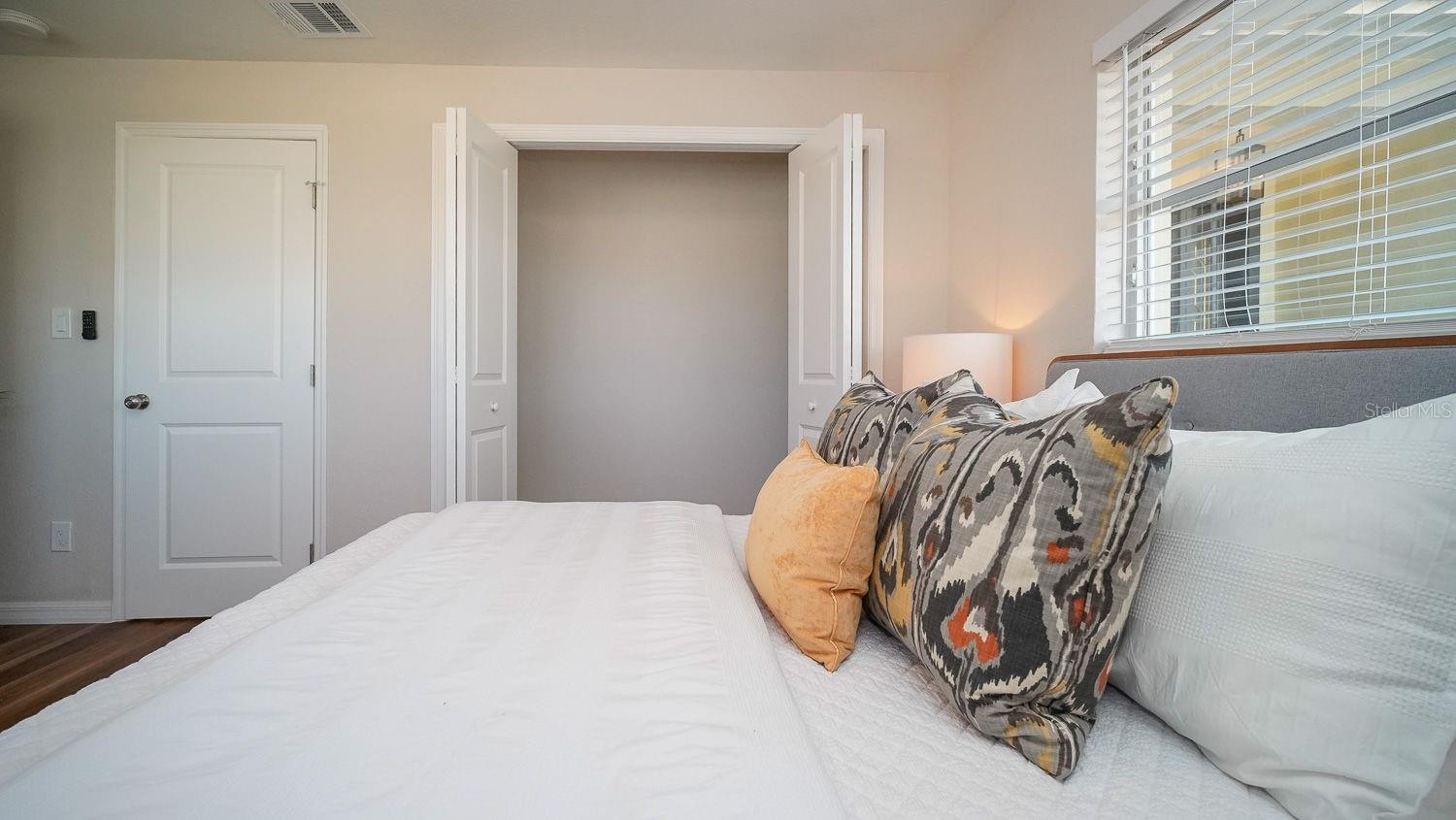 Image 35 of 84 For 110 92nd Avenue Ne