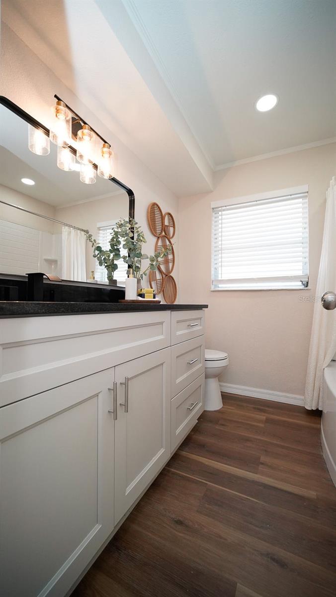 Image 38 of 84 For 110 92nd Avenue Ne