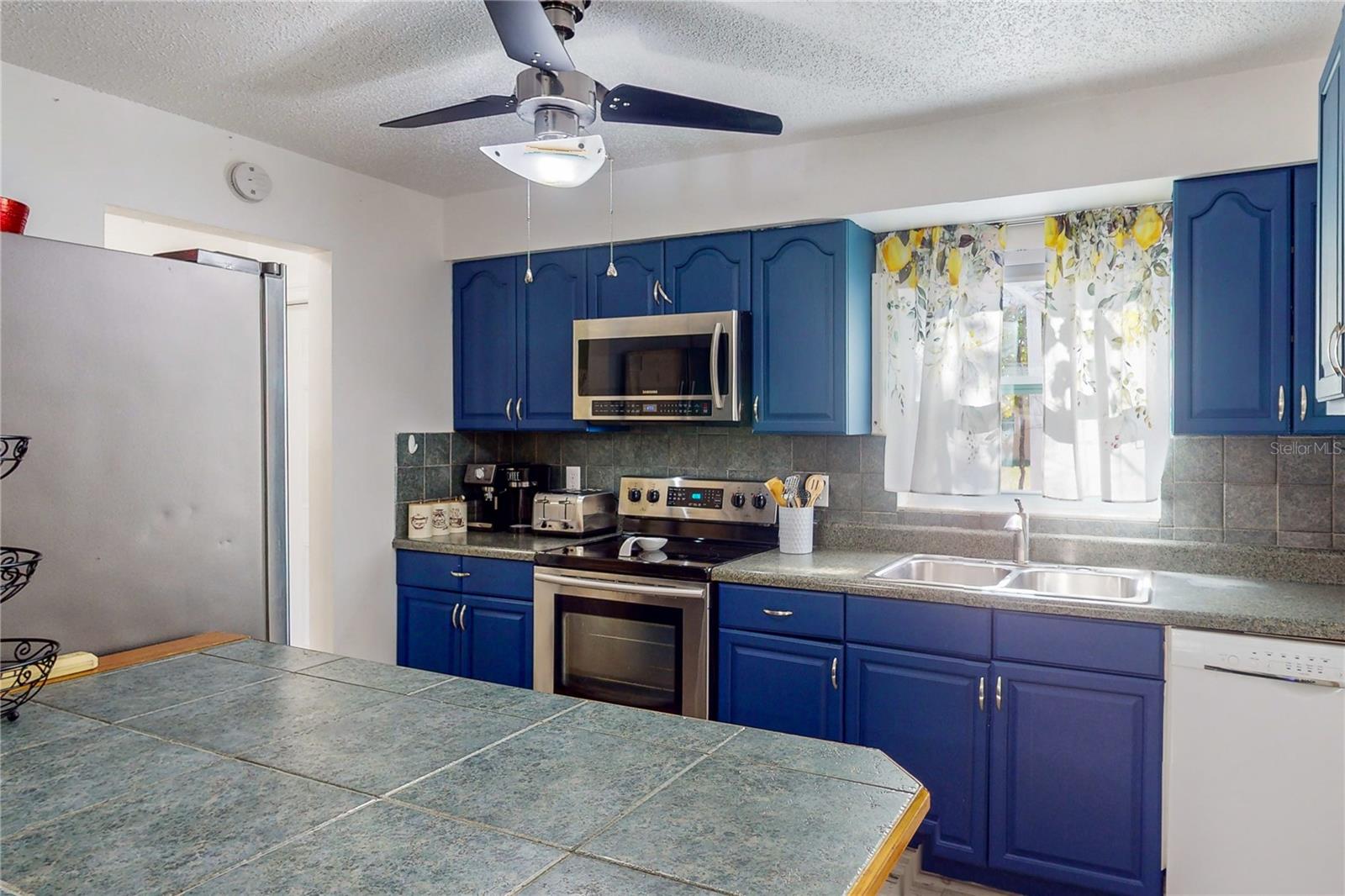 Image 8 of 17 For 4361 72nd Terrace N