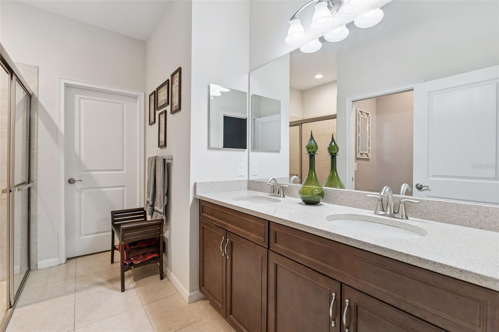 Image 14 of 66 For 5714 Colony Glen Road