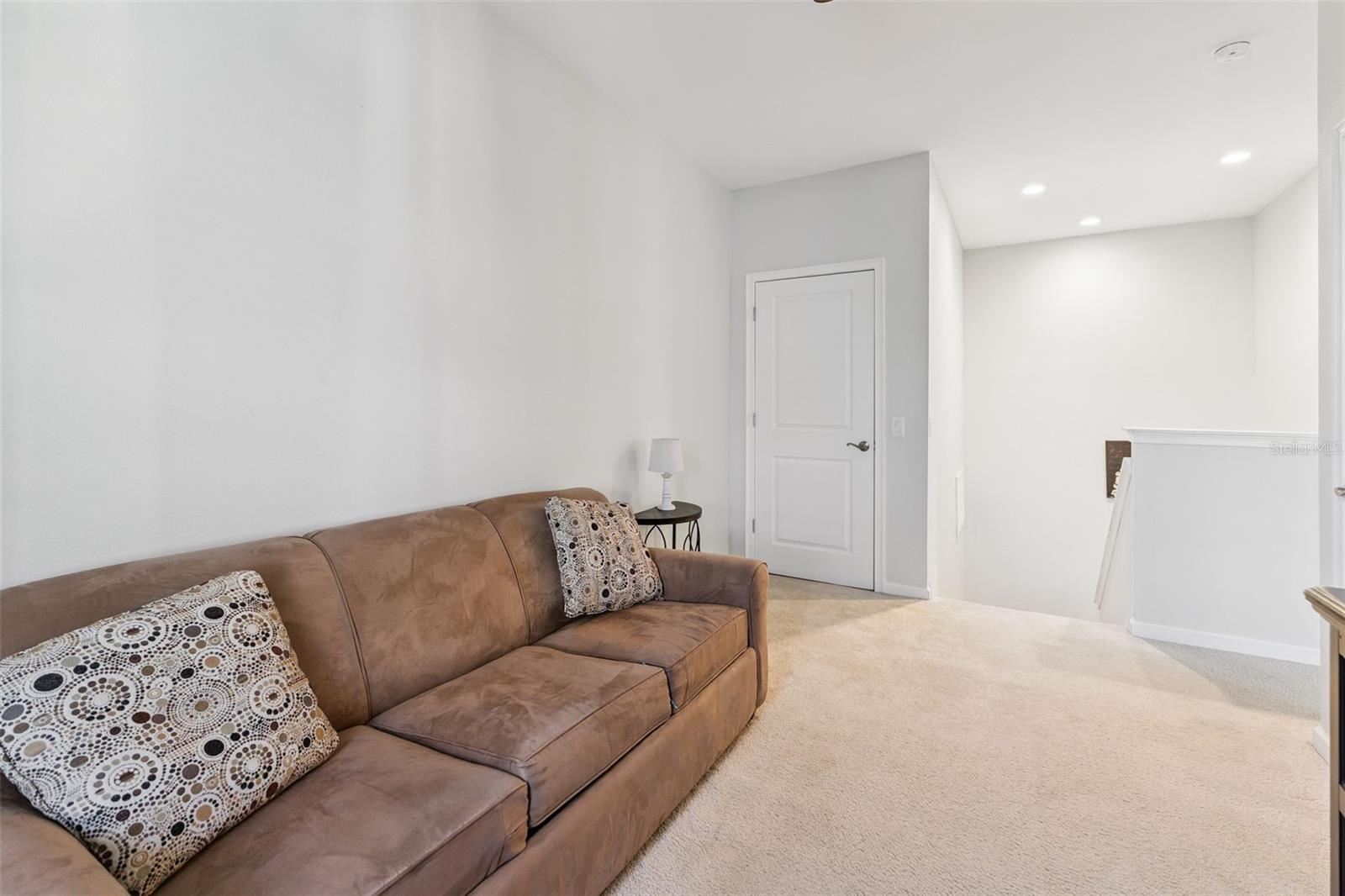 Image 16 of 66 For 5714 Colony Glen Road