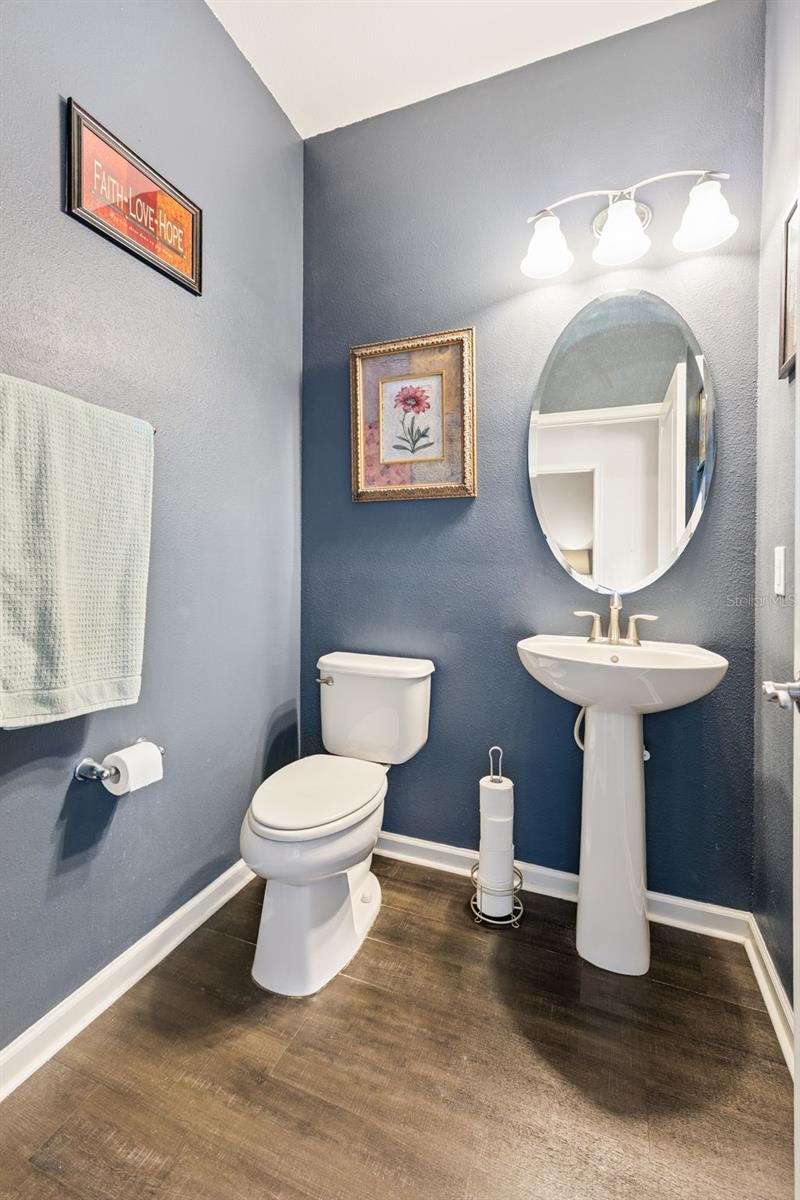 Image 24 of 66 For 5714 Colony Glen Road