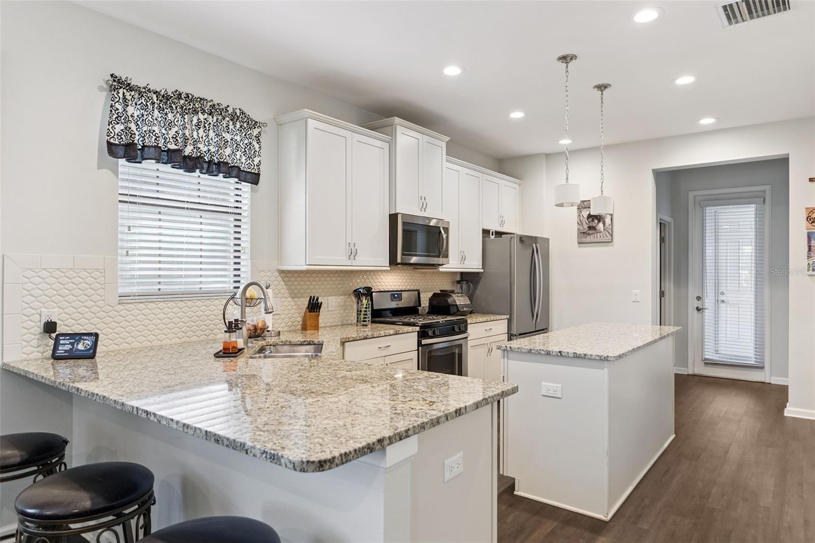 Image 9 of 66 For 5714 Colony Glen Road