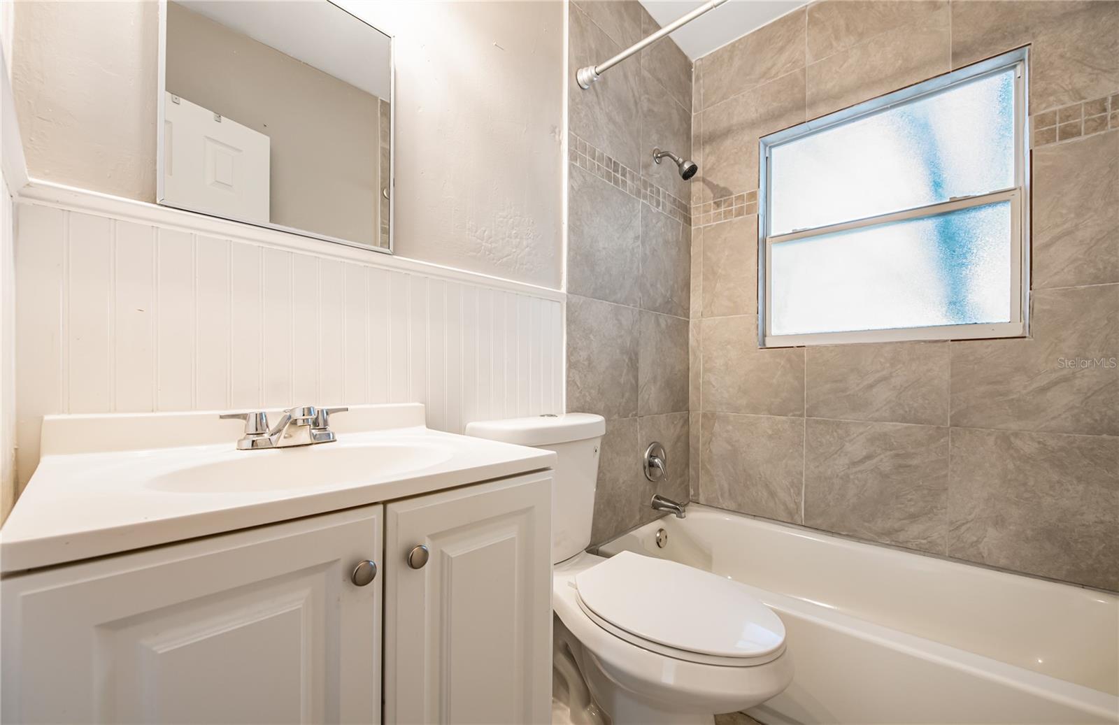 Image 10 of 15 For 119 37th Street S