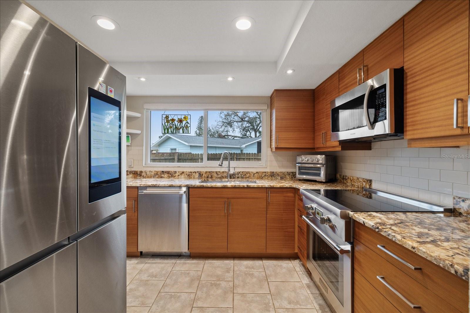 Image 12 of 27 For 6400 18th Avenue N