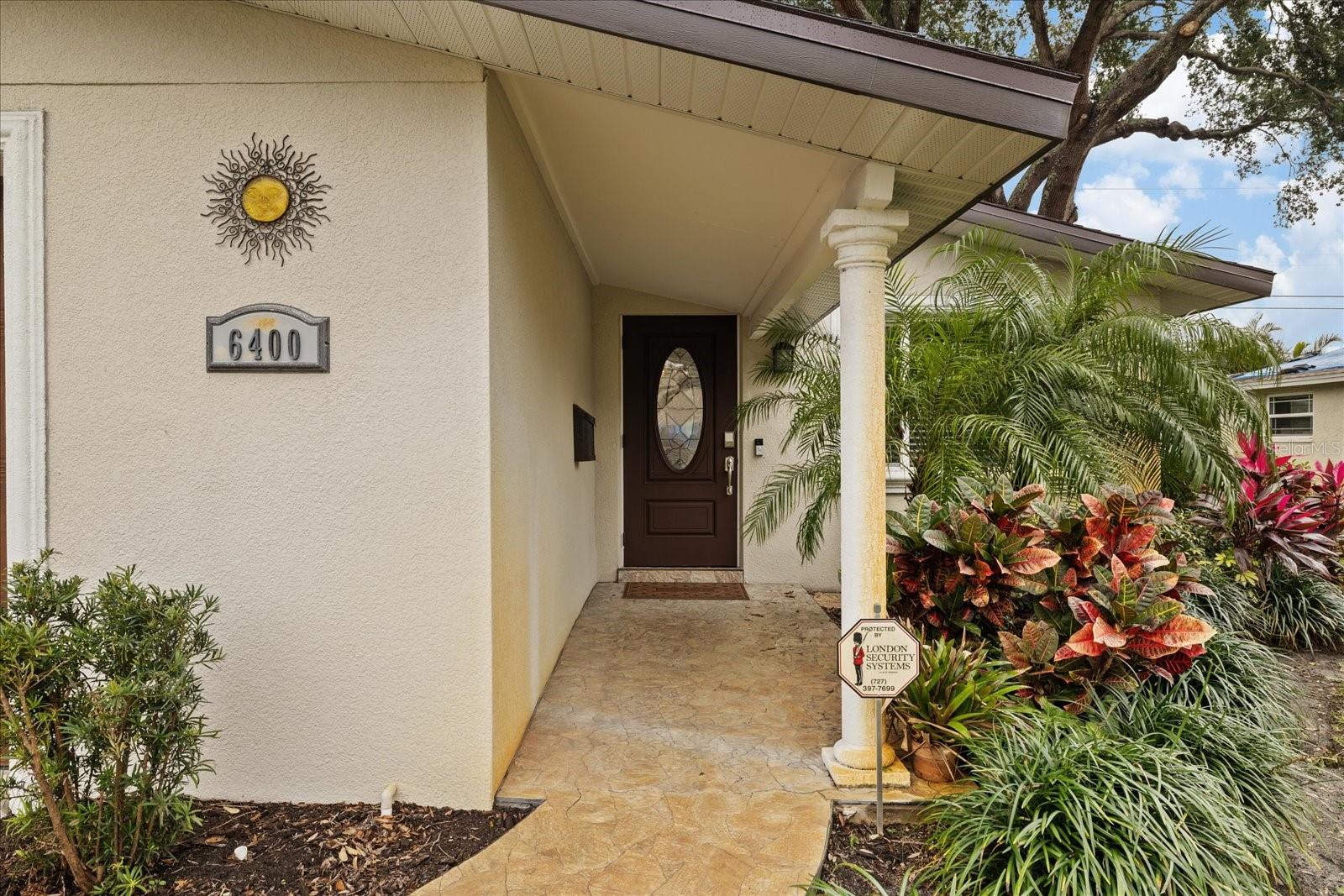 Image 3 of 27 For 6400 18th Avenue N