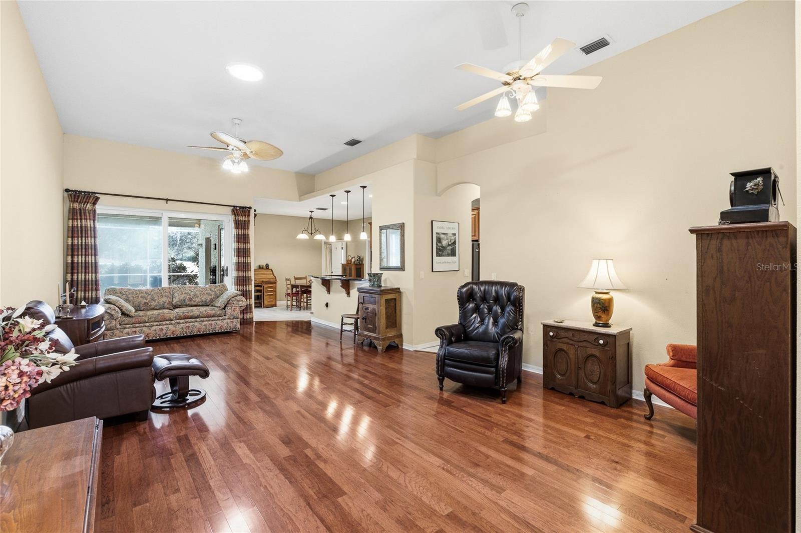 Image 15 of 49 For 18955 Maisons Drive