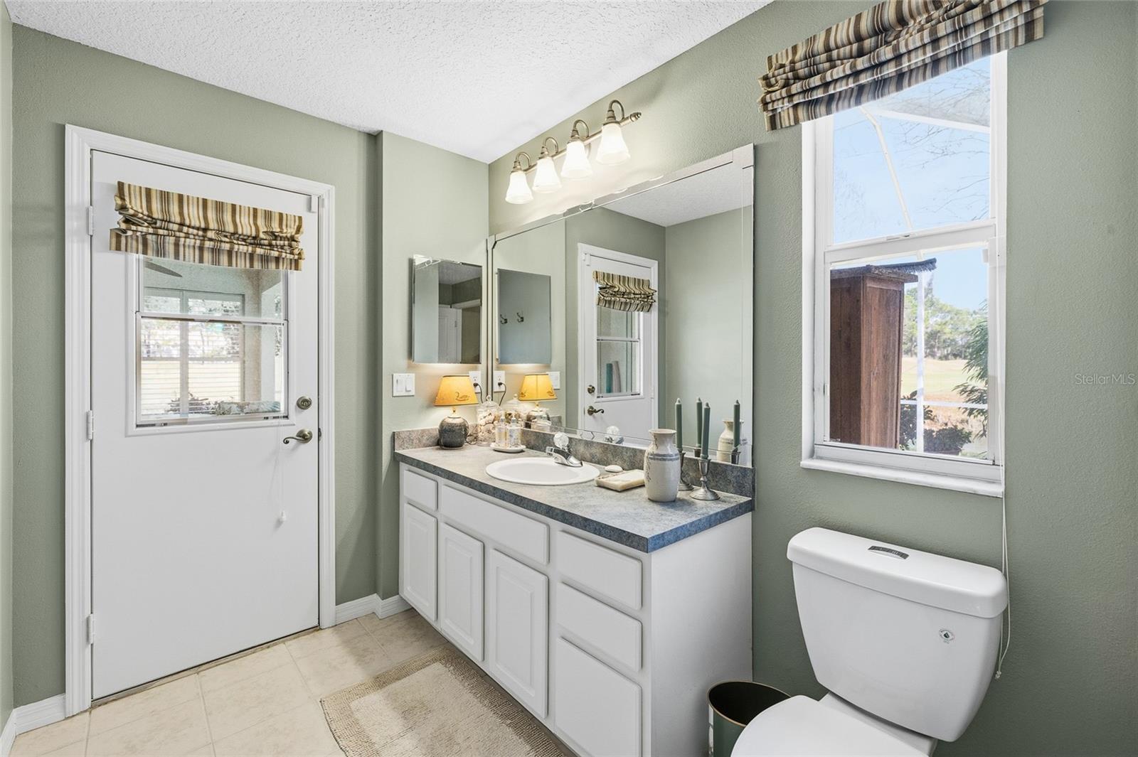 Image 32 of 49 For 18955 Maisons Drive