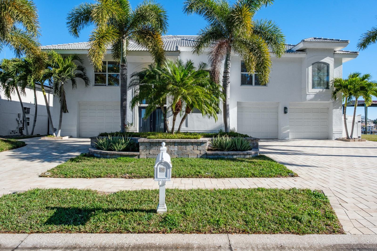 Details for 5949 Seabird Drive S, GULFPORT, FL 33707