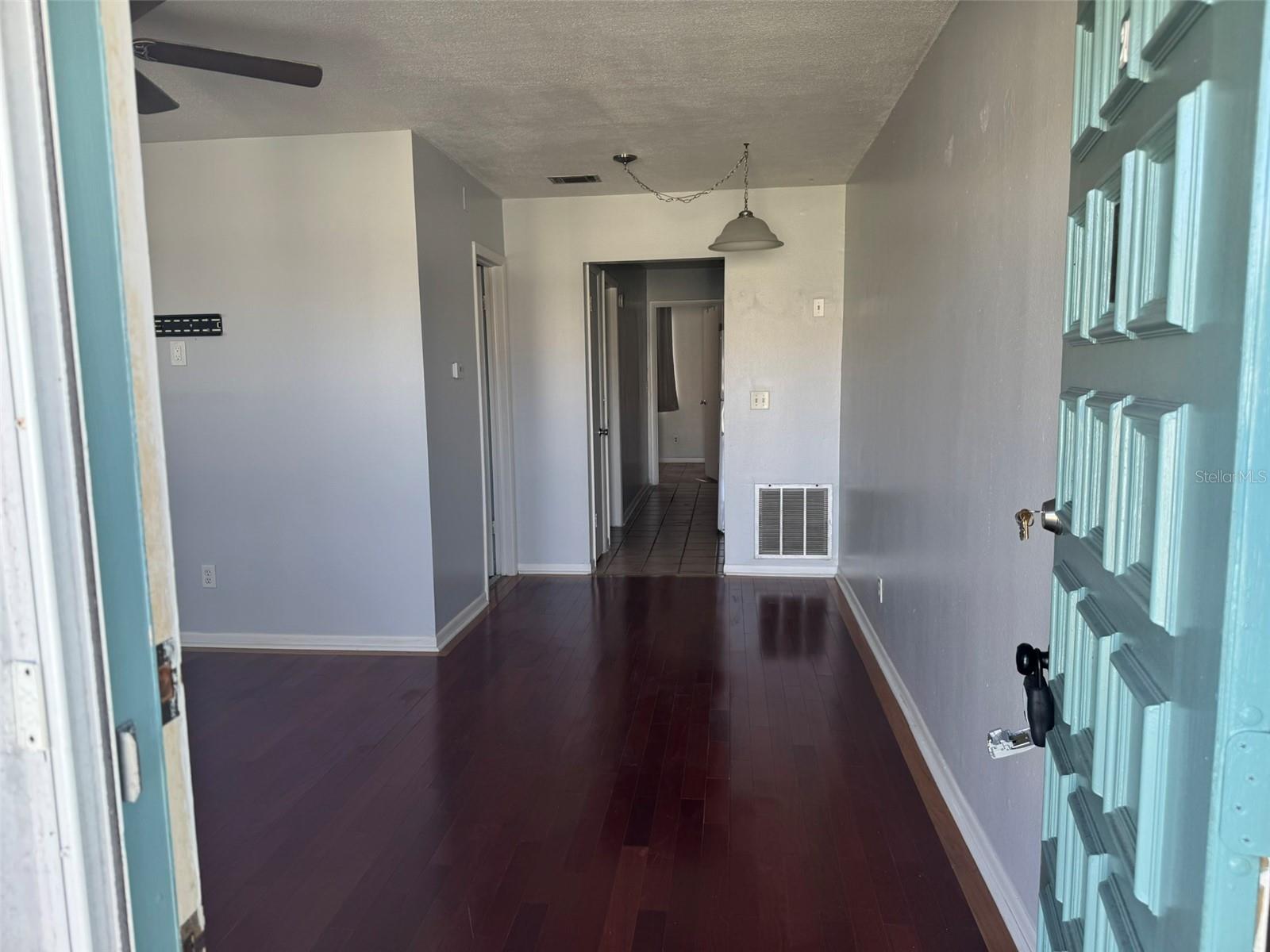 Image 5 of 21 For 5267 81st Street N 20