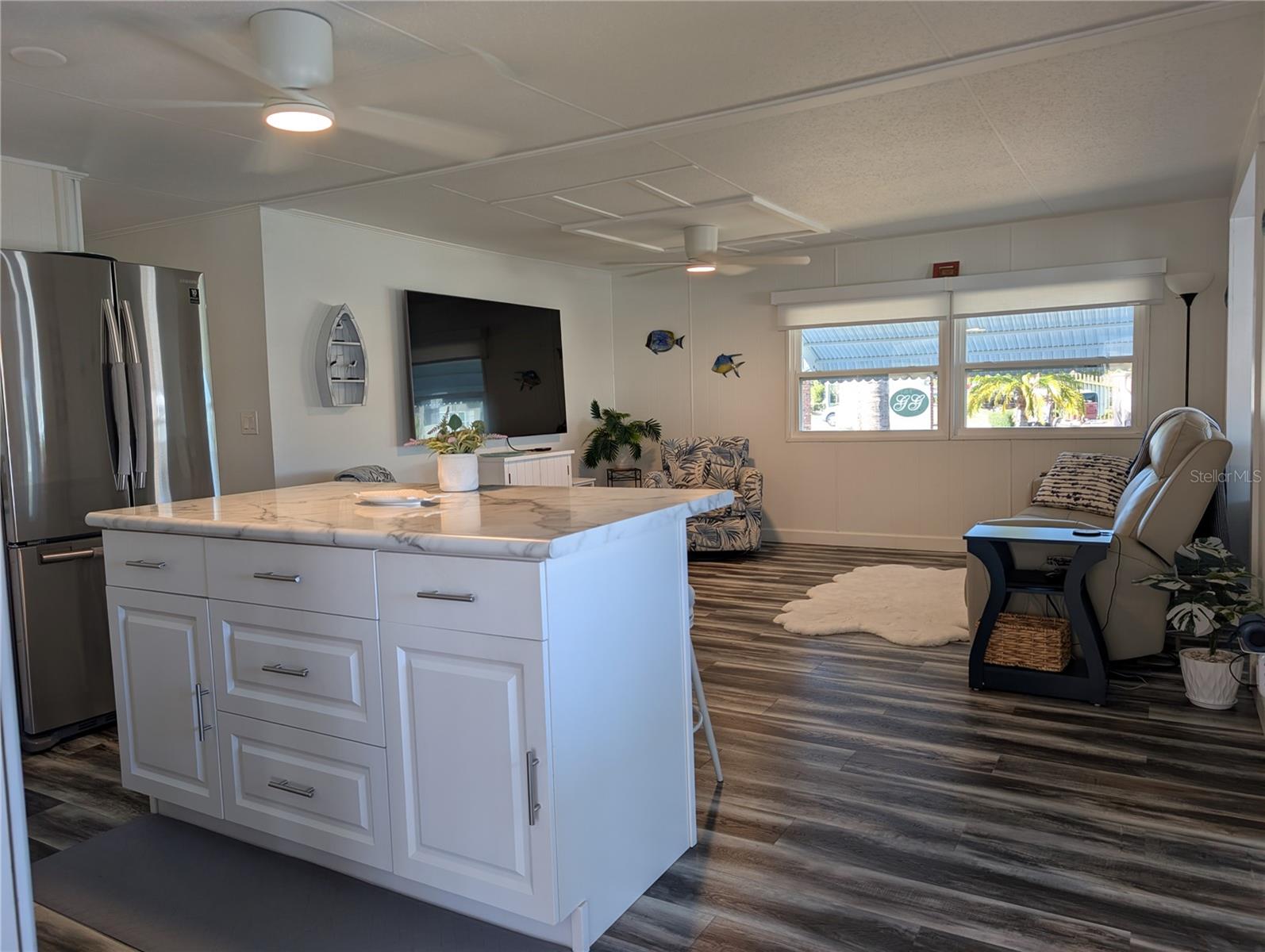 Image 17 of 57 For 82093 1st Avenue N