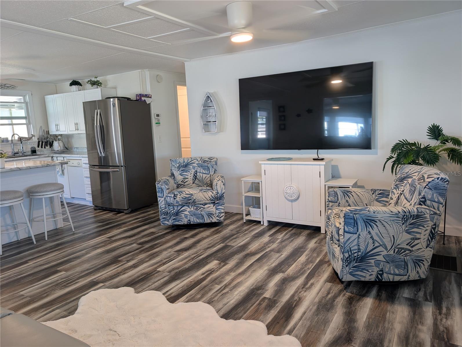 Image 26 of 57 For 82093 1st Avenue N