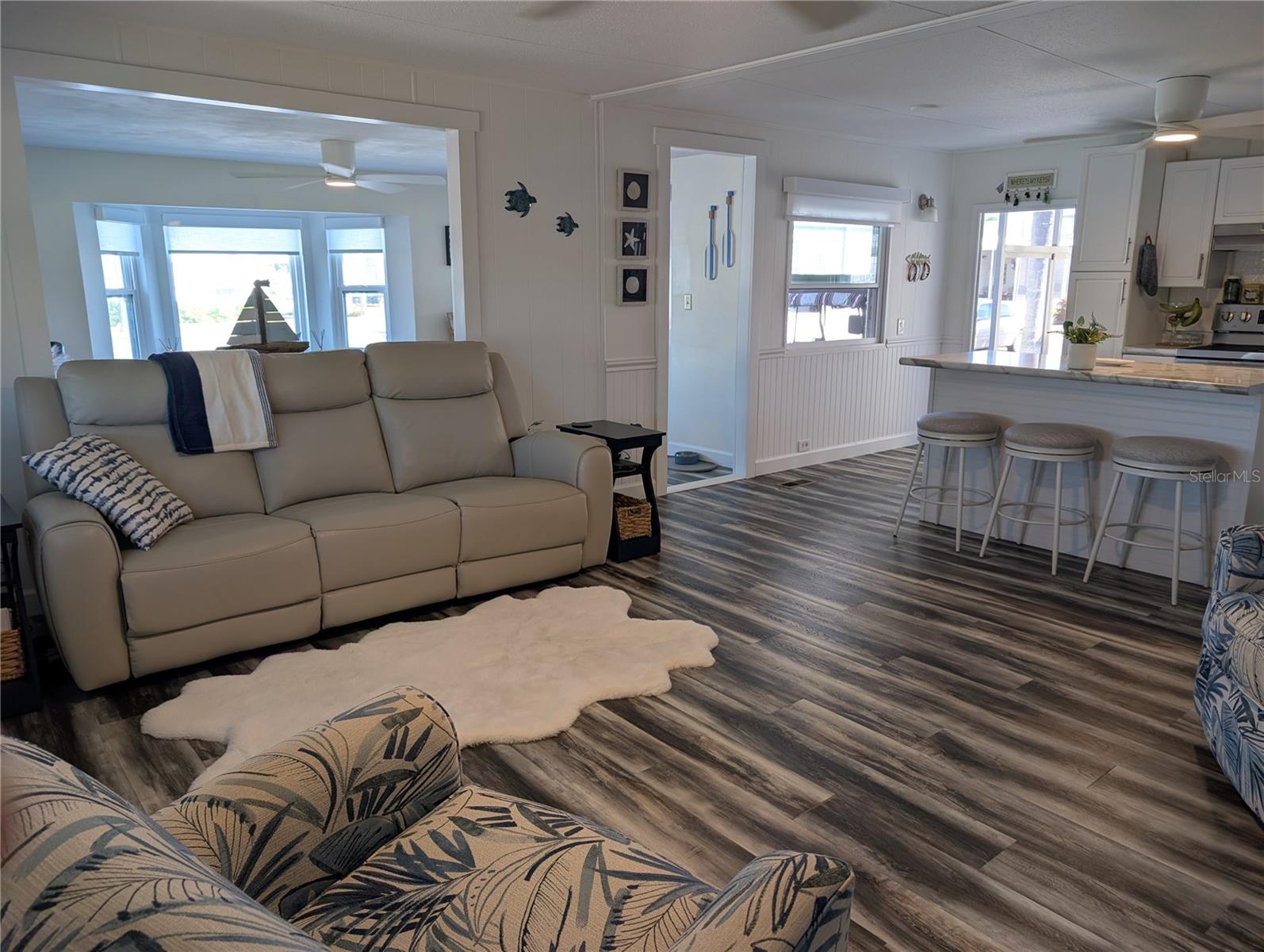 Image 28 of 57 For 82093 1st Avenue N