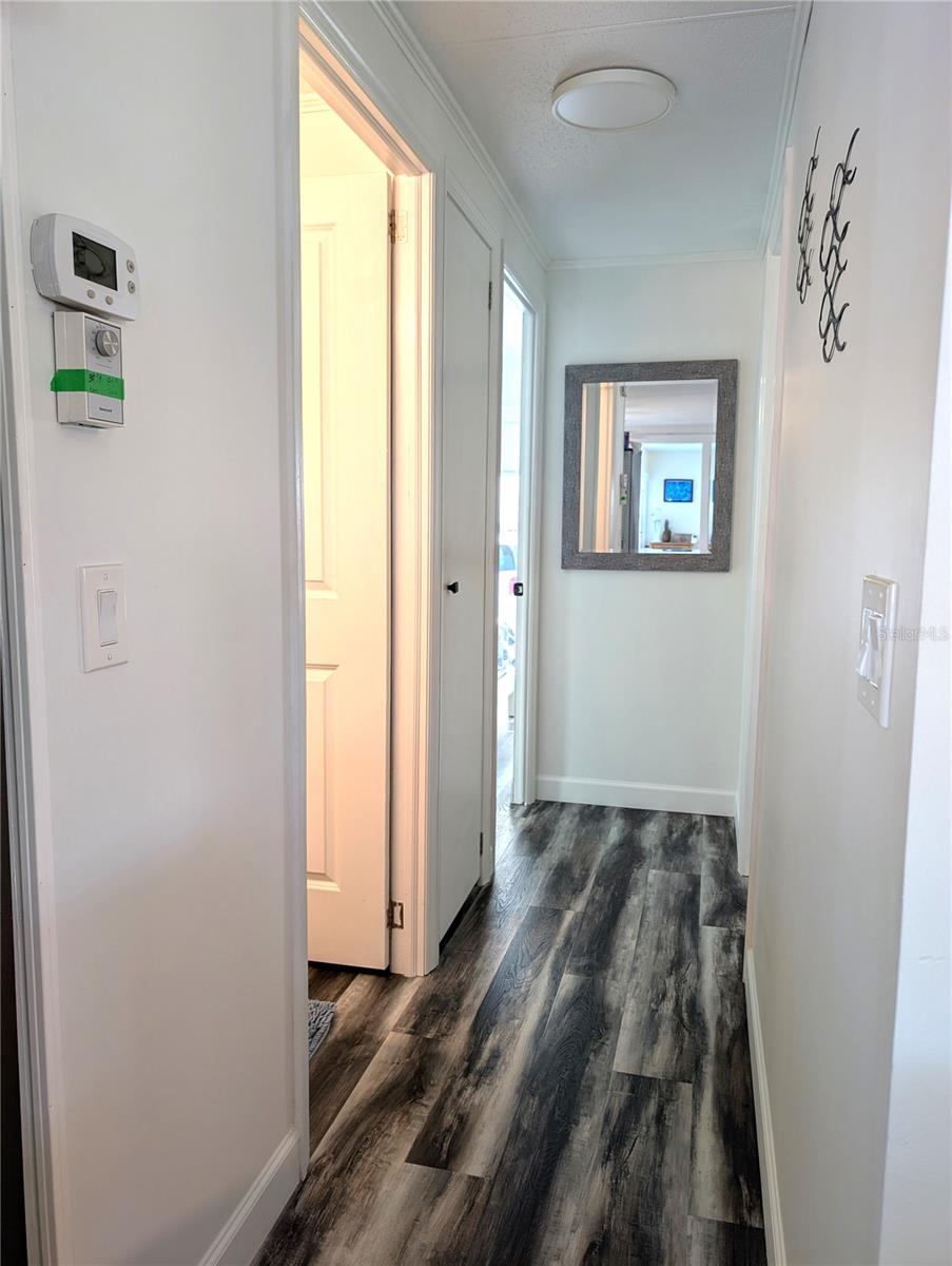 Image 35 of 57 For 82093 1st Avenue N