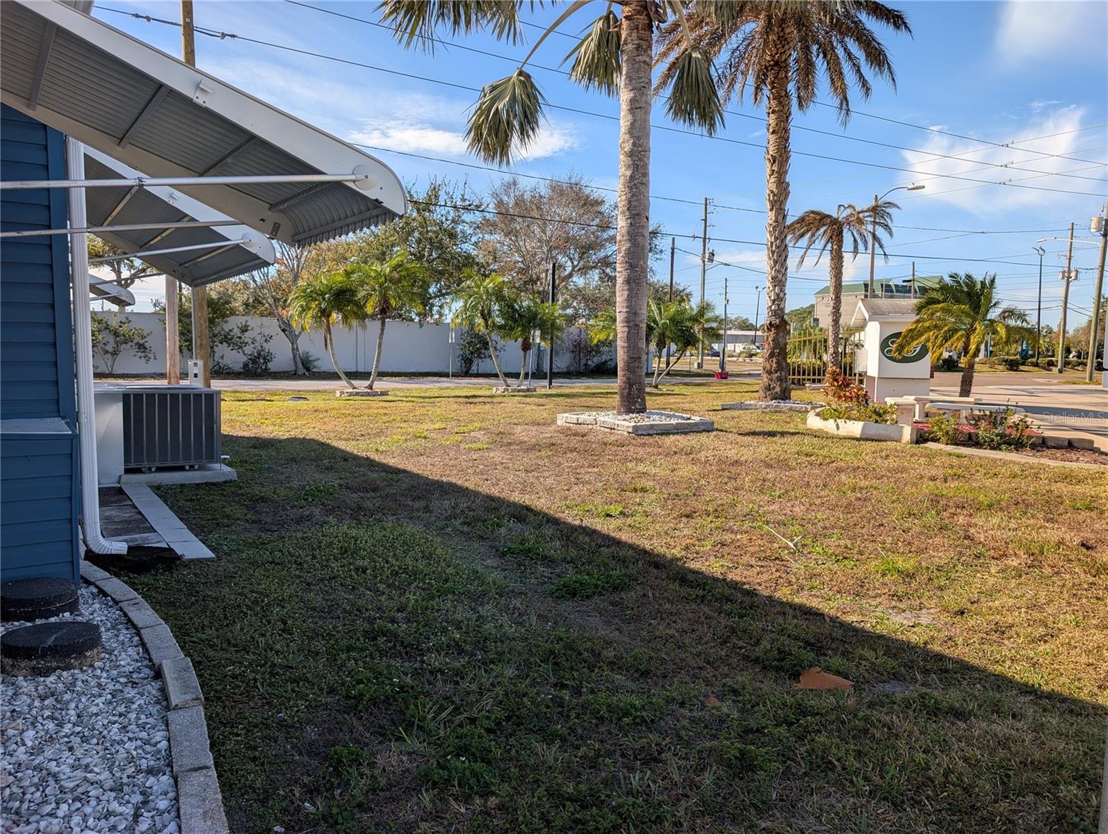 Image 4 of 57 For 82093 1st Avenue N