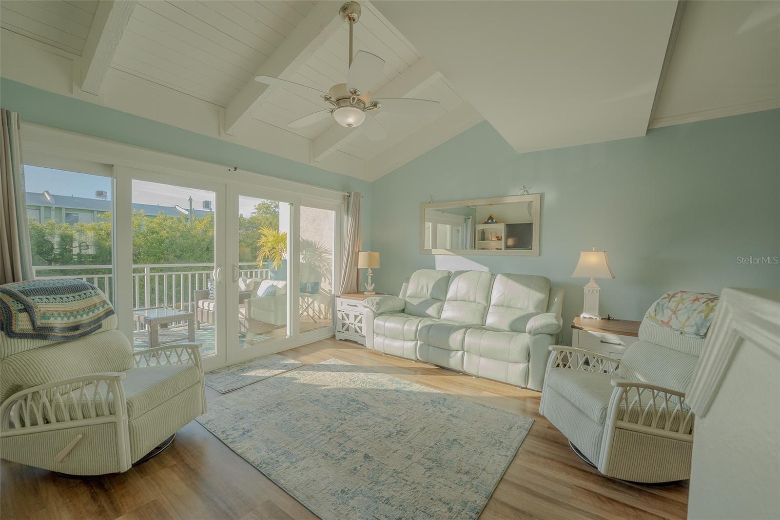 Image 11 of 41 For 324 Windrush Boulevard 11