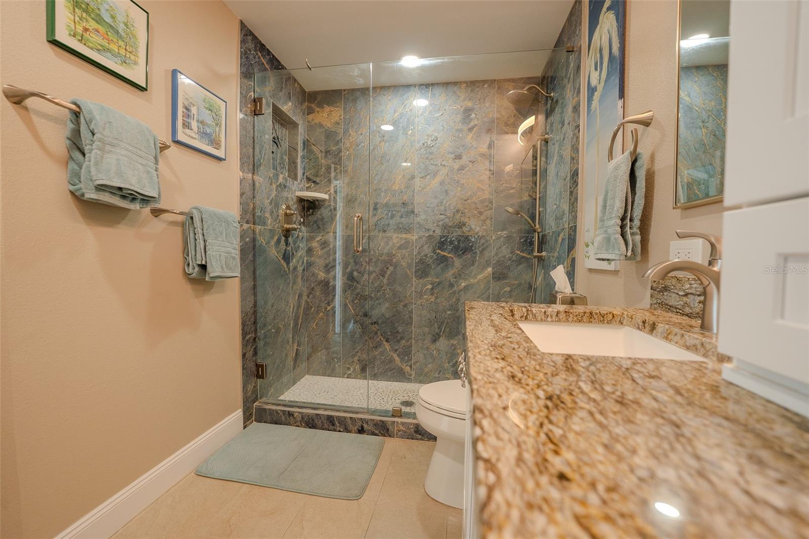 Image 15 of 41 For 324 Windrush Boulevard 11