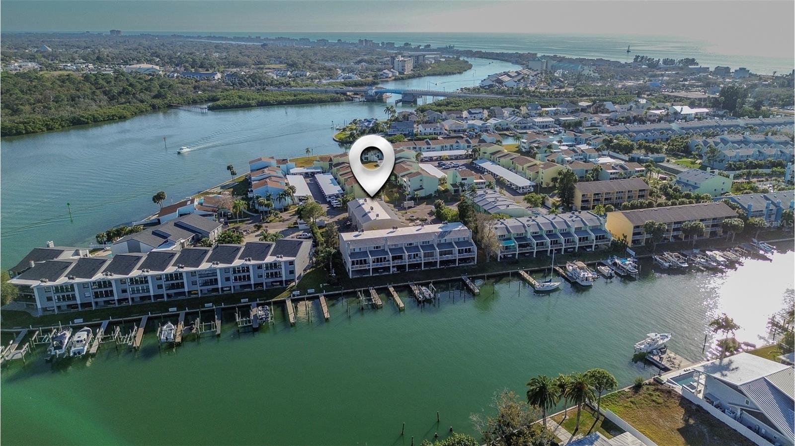 Image 2 of 41 For 324 Windrush Boulevard 11