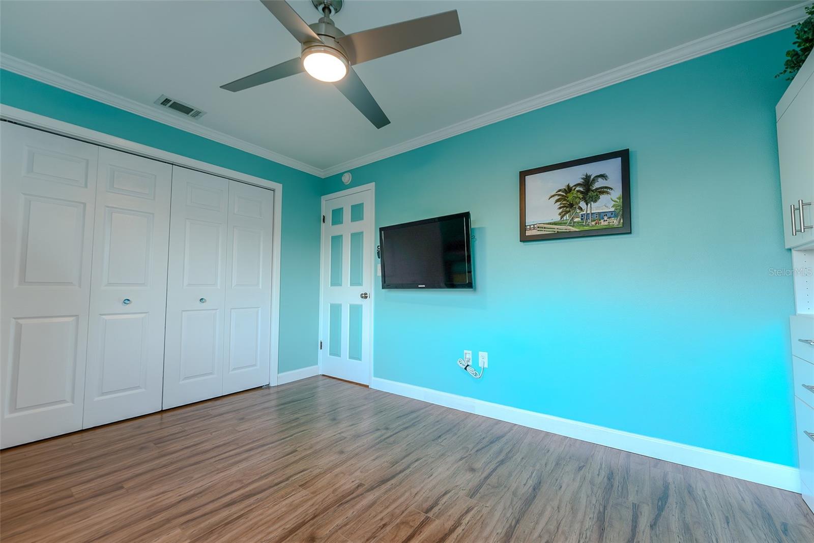 Image 20 of 41 For 324 Windrush Boulevard 11