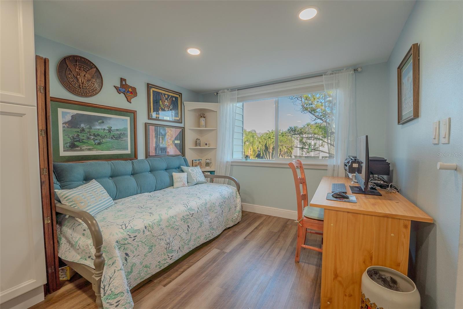 Image 22 of 41 For 324 Windrush Boulevard 11