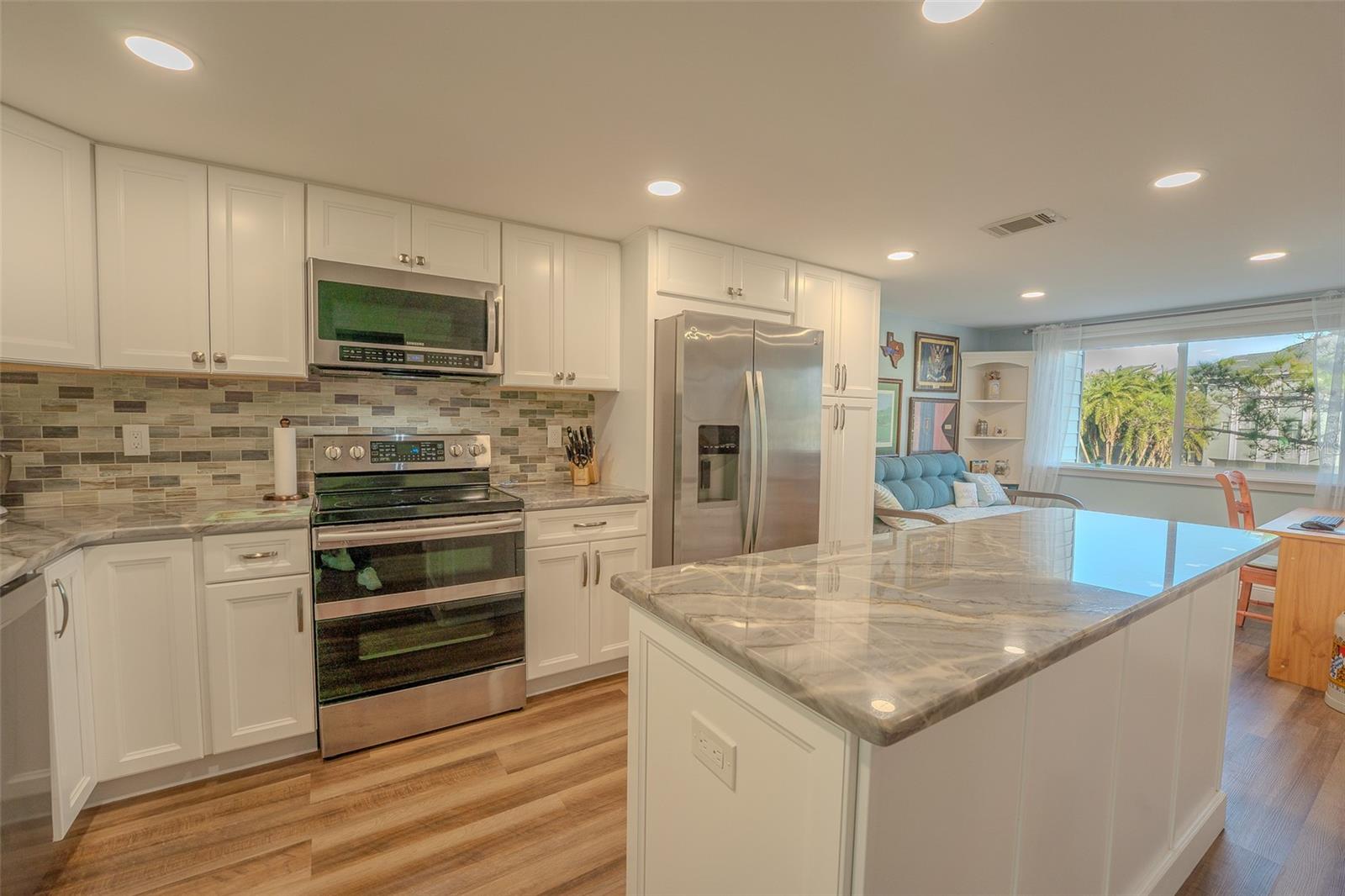 Image 4 of 41 For 324 Windrush Boulevard 11