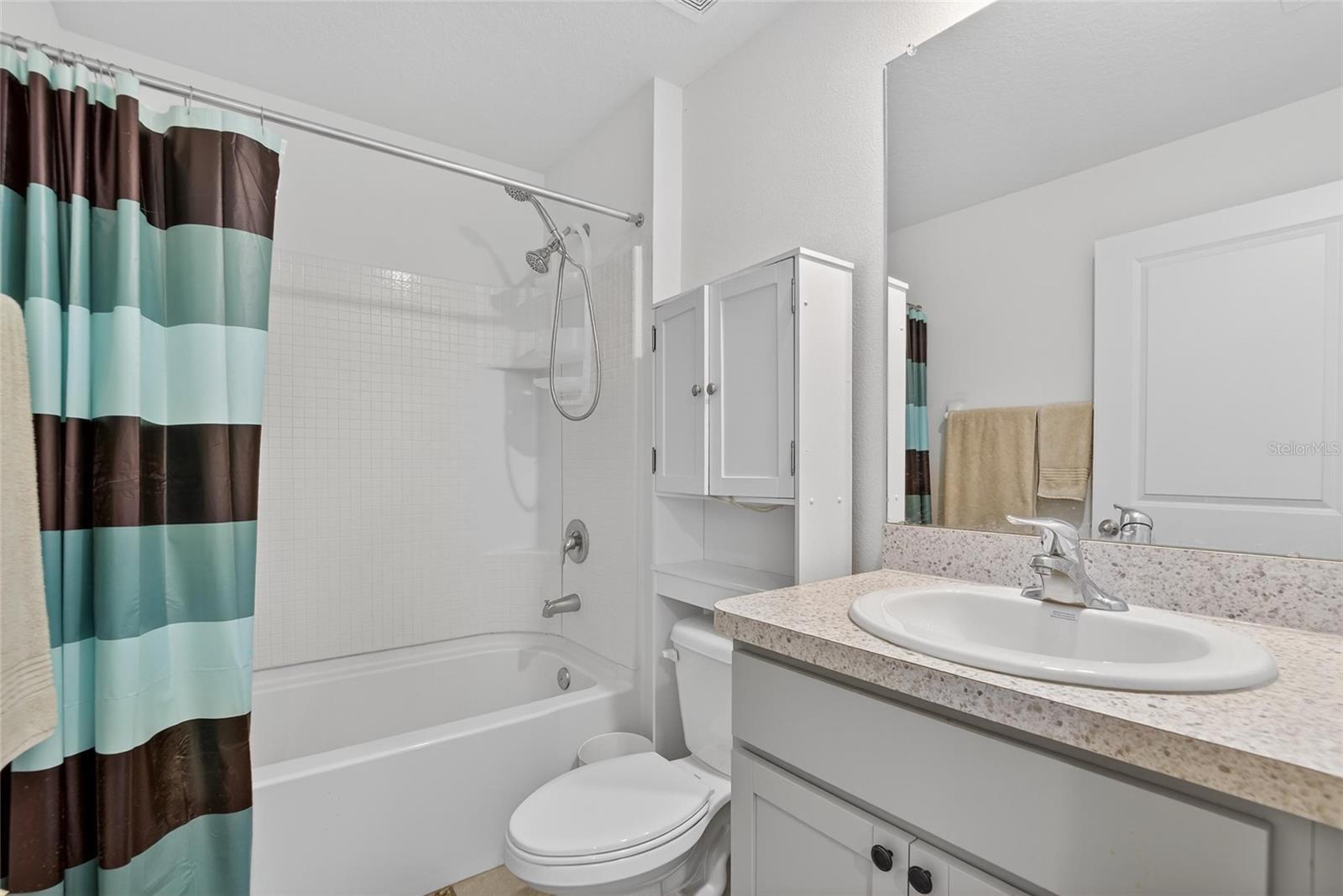 Image 13 of 69 For 16547 Mosaic Oar Drive