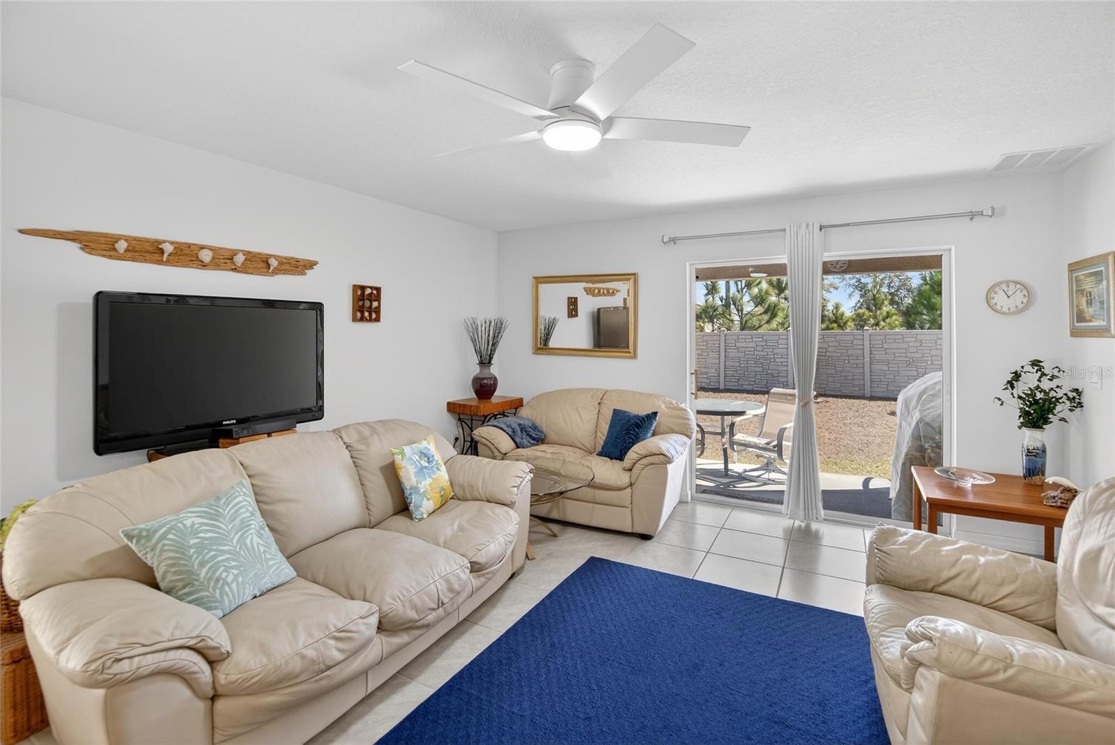 Image 26 of 69 For 16547 Mosaic Oar Drive