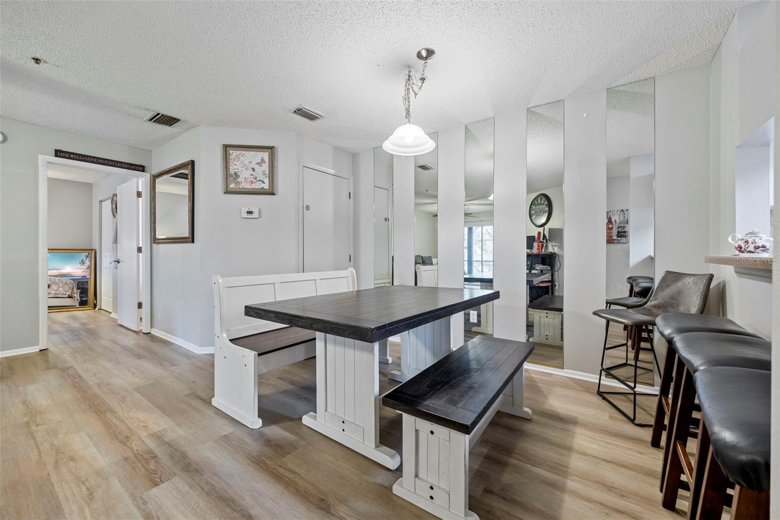 Image 18 of 55 For 11859 Skylake Place N-a