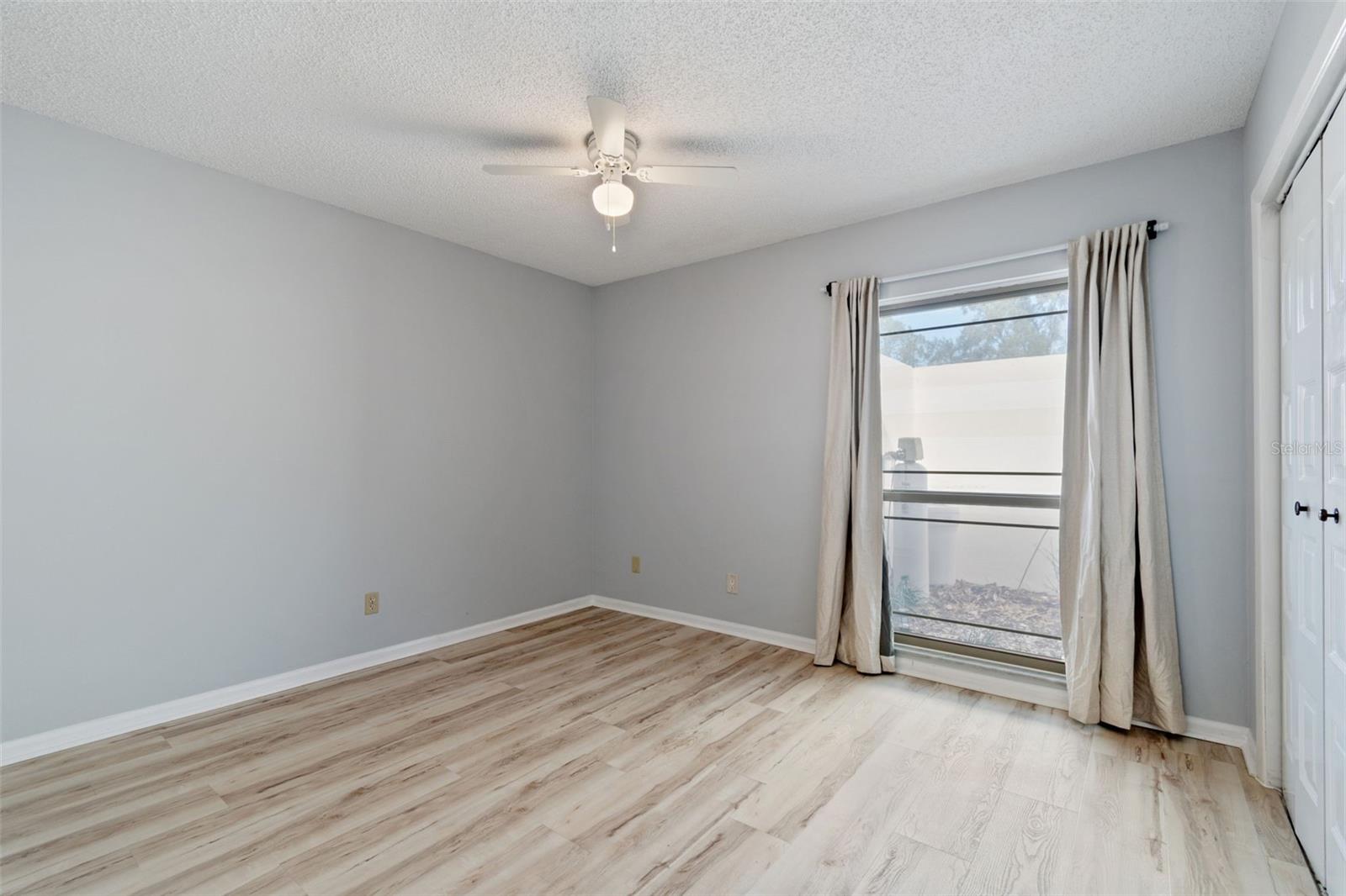 Image 15 of 41 For 4720 Heath Avenue