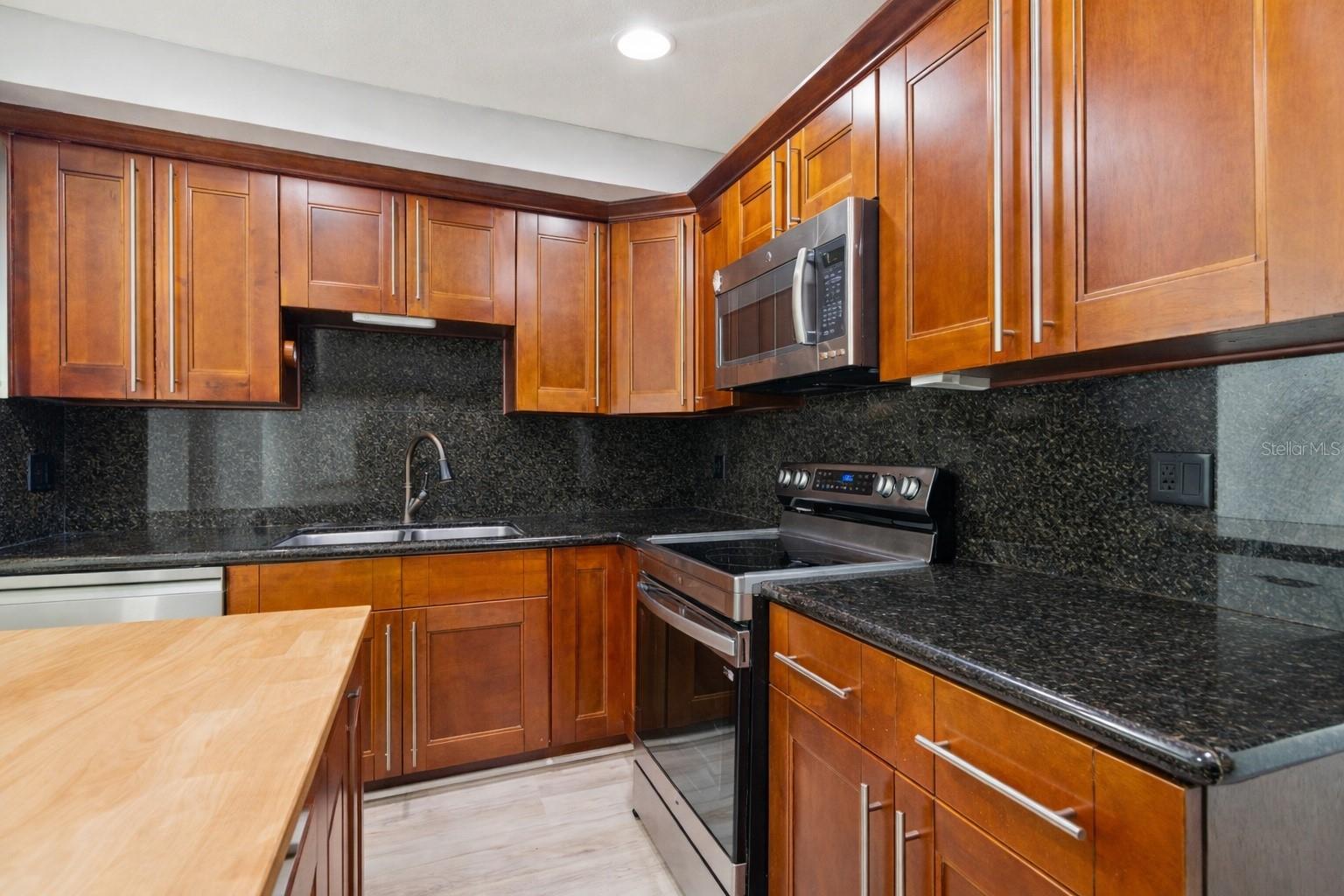 Image 29 of 41 For 4720 Heath Avenue