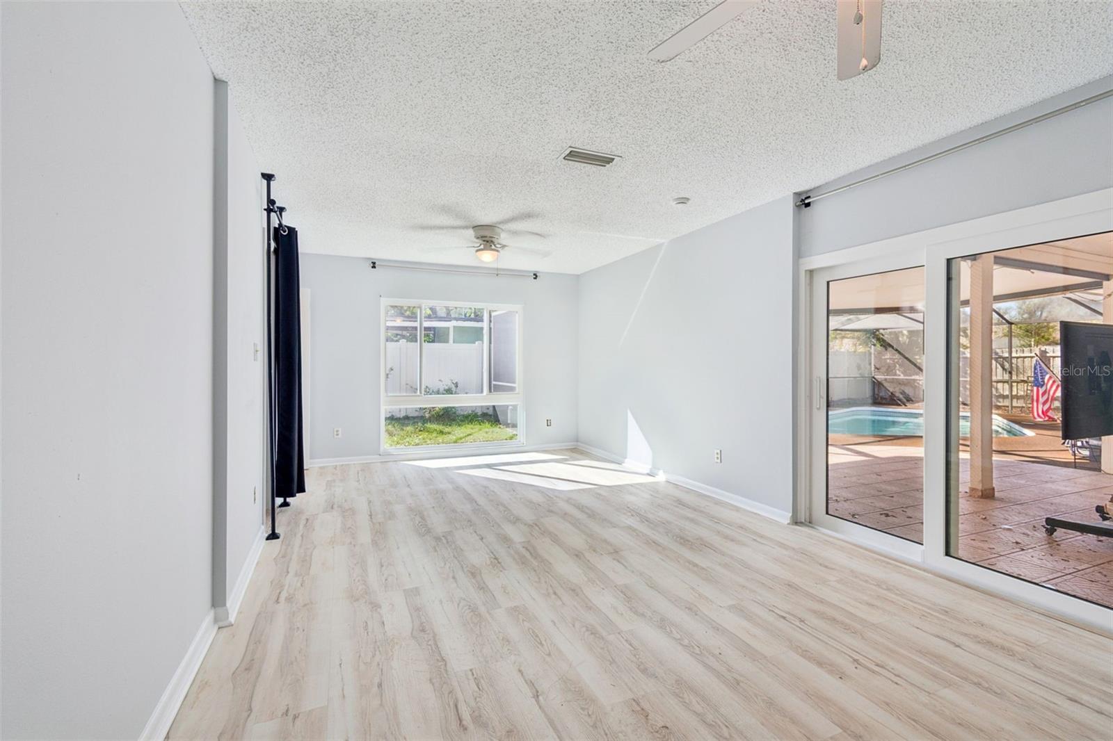 Image 30 of 41 For 4720 Heath Avenue