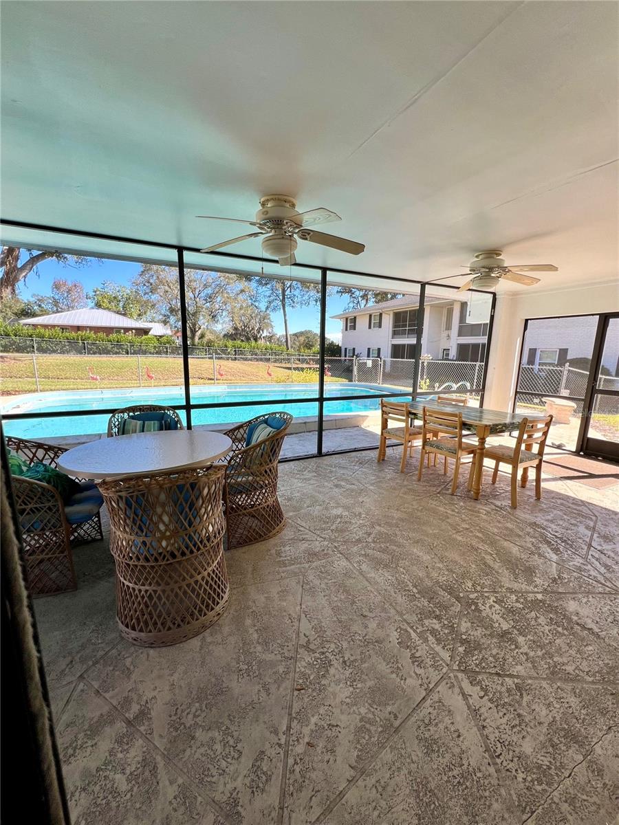 Image 17 of 17 For 711 Springer Drive 14