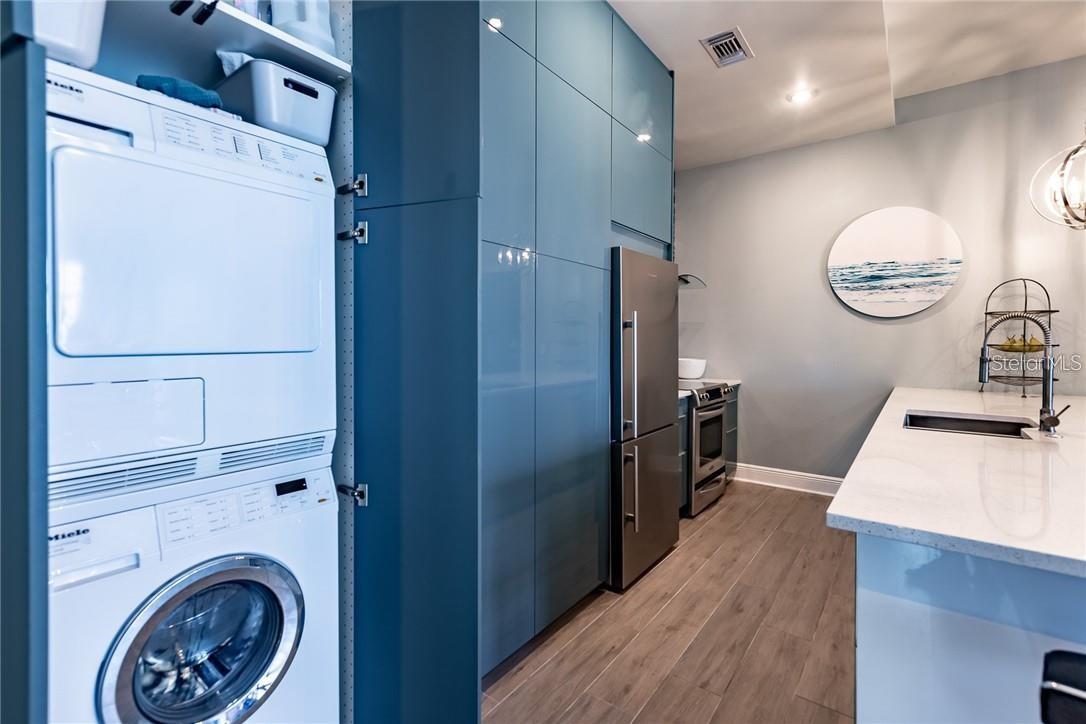 Image 3 of 24 For 1238 Kennedy Boulevard 1001