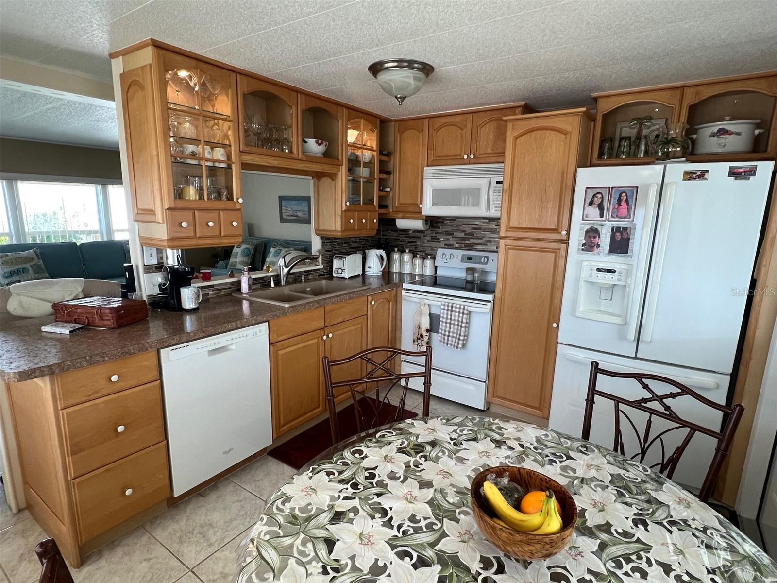 Image 5 of 23 For 37 Pindo Palm Street W