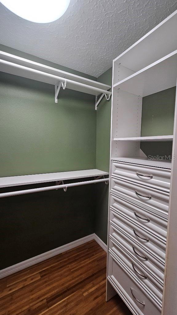 Image 23 of 26 For 882 Lucas Lane