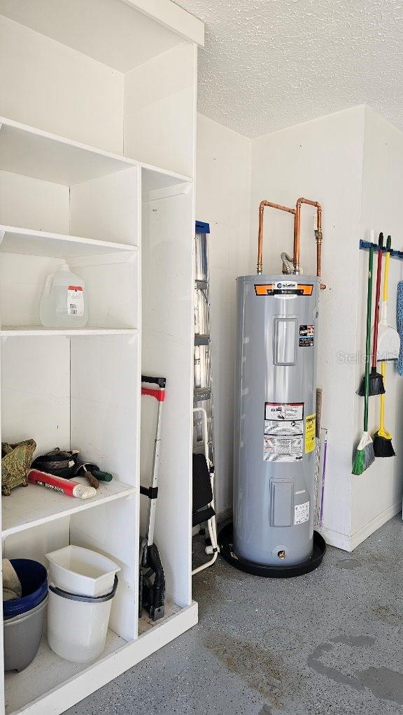 Image 25 of 26 For 882 Lucas Lane