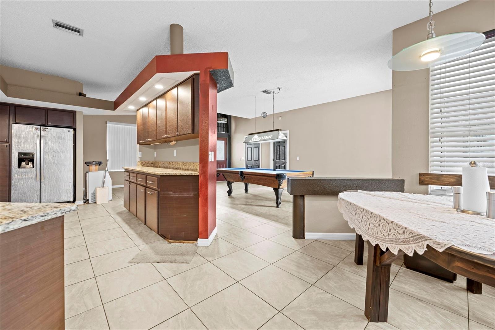 Listing photo id 8 for 6233 Penna Street