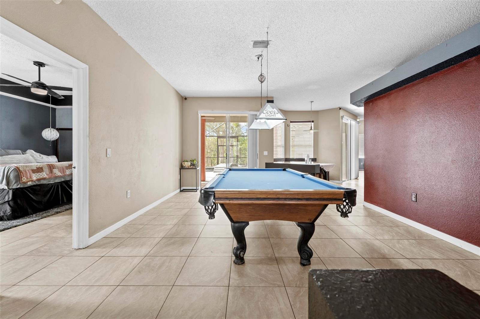 Listing photo id 0 for 6233 Penna Street