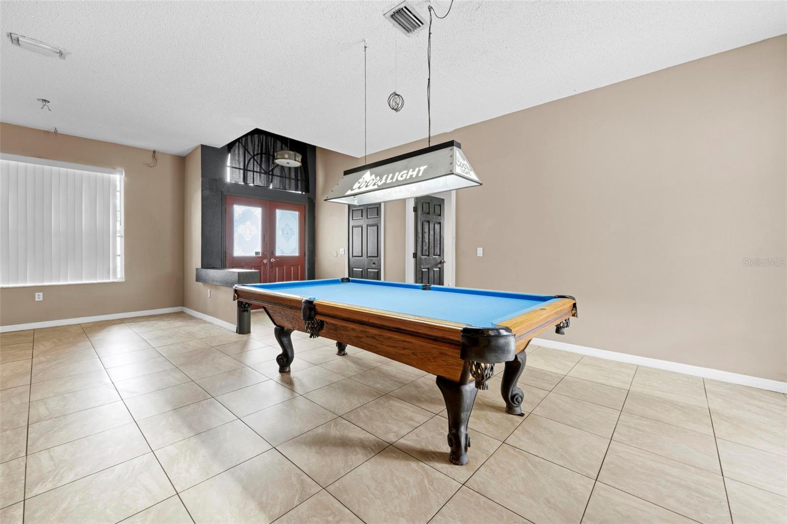 Listing photo id 6 for 6233 Penna Street