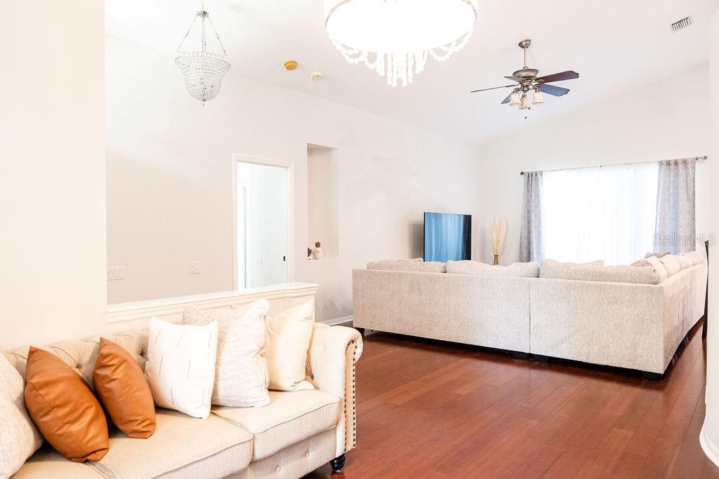 Image 3 of 24 For 1282 Paradise Lake Drive