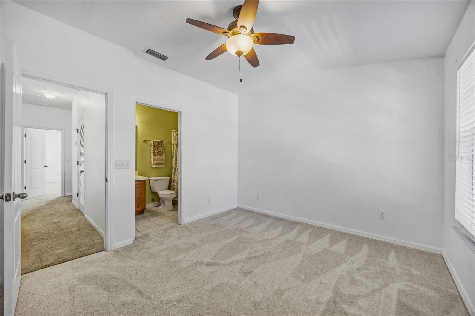 Image 18 of 30 For 15925 Fishhawk View Drive