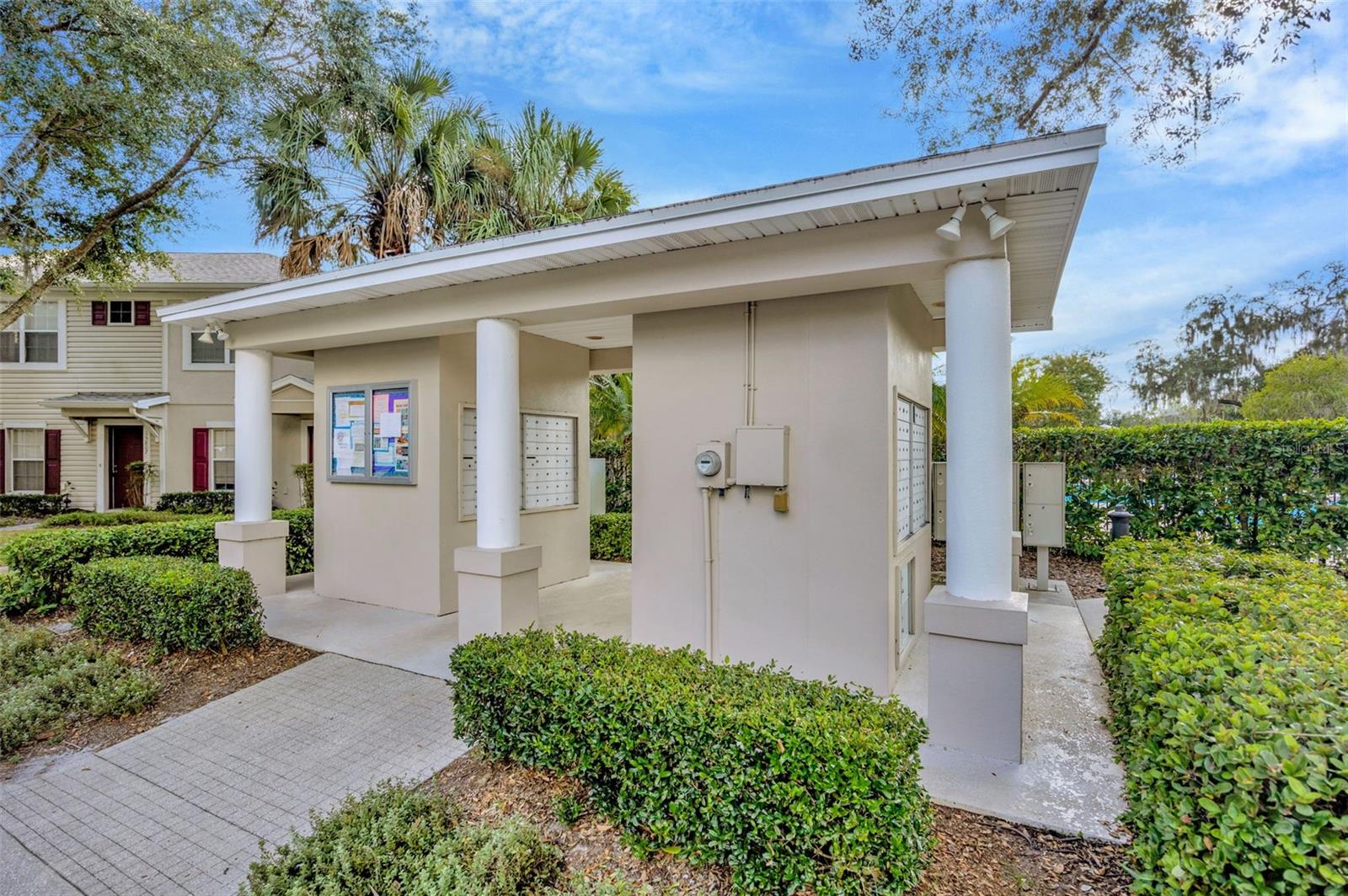 Image 29 of 30 For 15925 Fishhawk View Drive