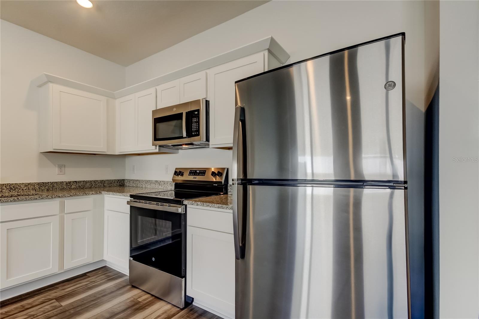 Image 18 of 54 For 11925 Sylvia Street