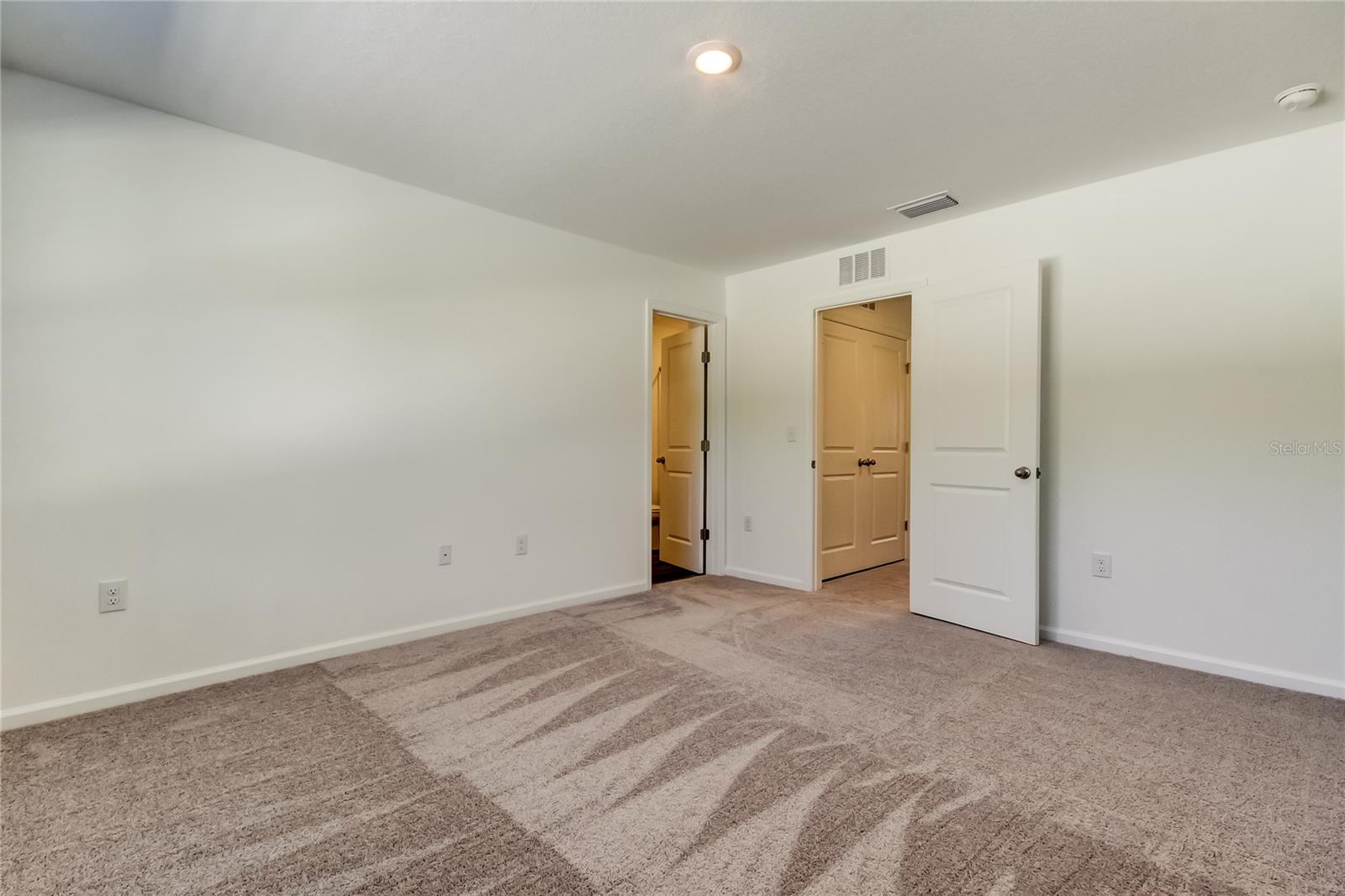 Image 23 of 54 For 11925 Sylvia Street