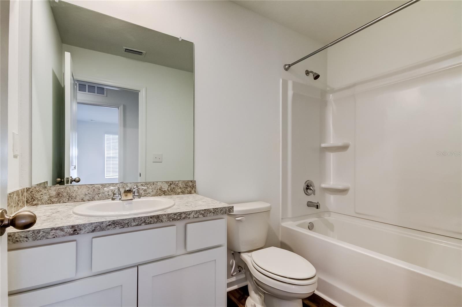 Image 38 of 54 For 11925 Sylvia Street