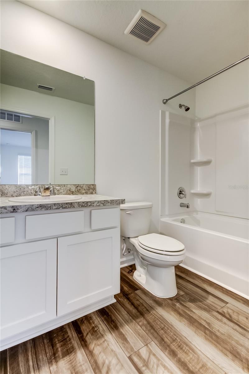 Image 39 of 54 For 11925 Sylvia Street