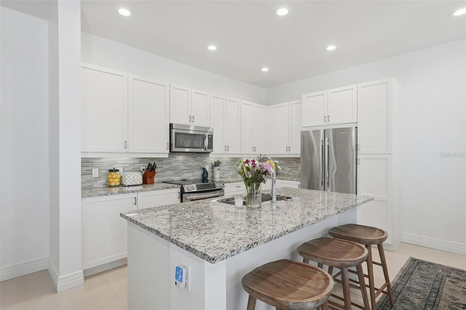 Image 13 of 69 For 1325 Snell Isle Boulevard Ne 105