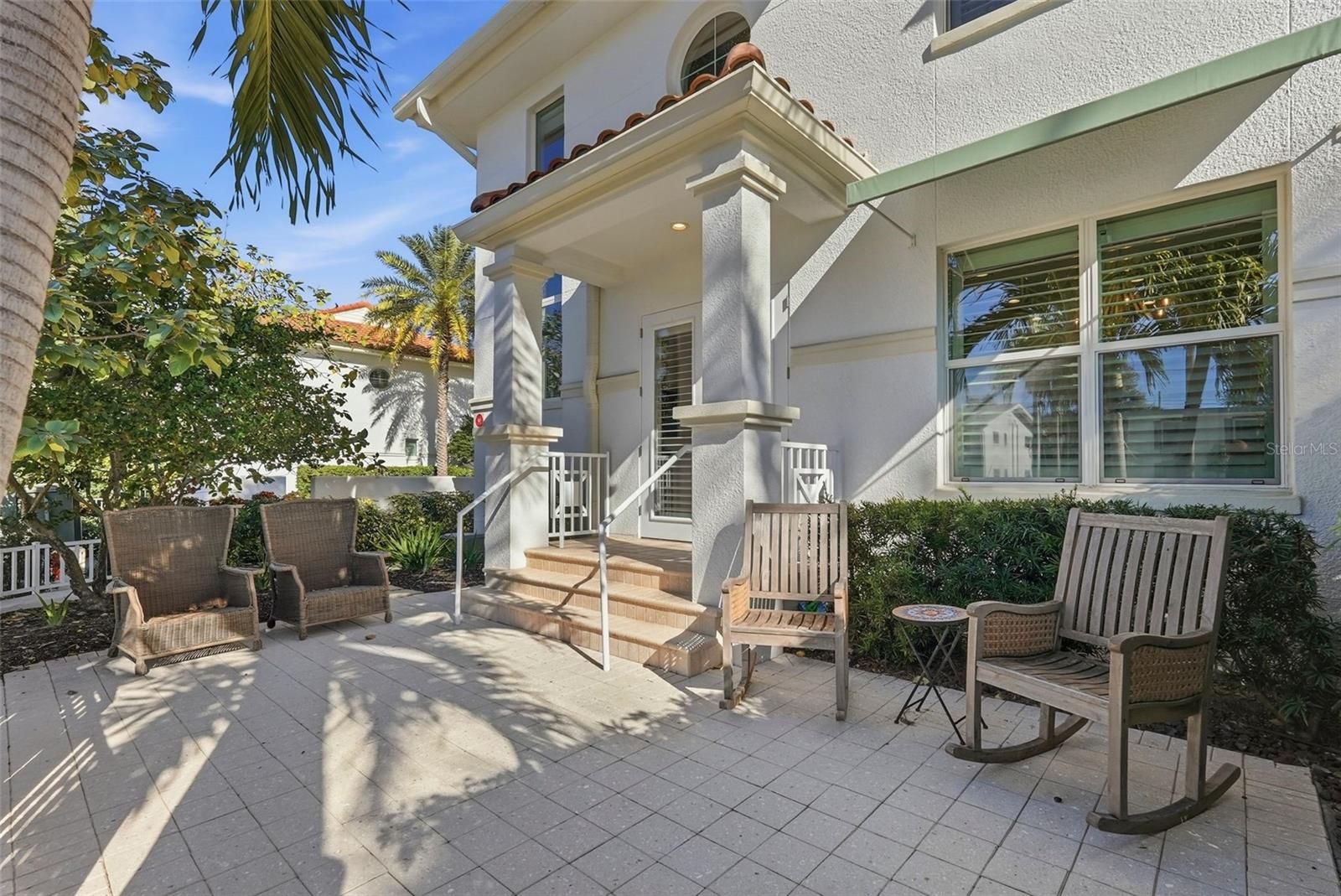 Image 3 of 69 For 1325 Snell Isle Boulevard Ne 105